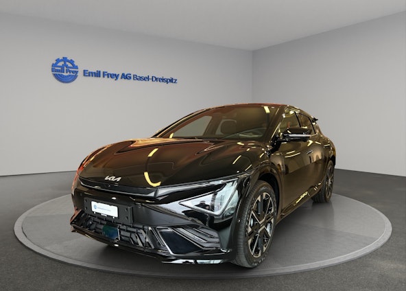 First vehicle image First vehicle image