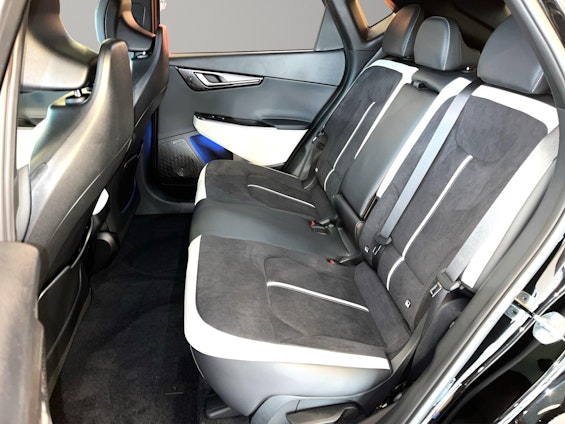 Vehicle image 7 Vehicle image 7