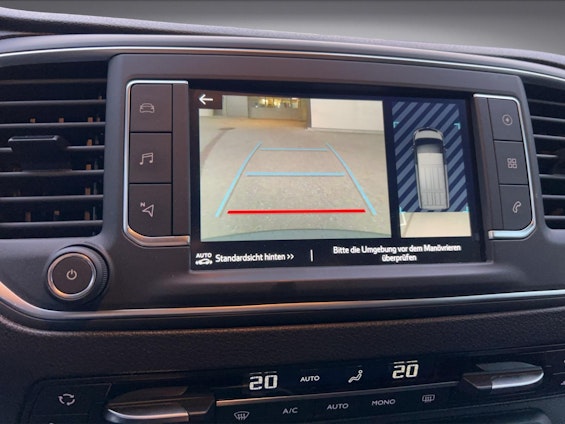 Vehicle image 9 Vehicle image 9