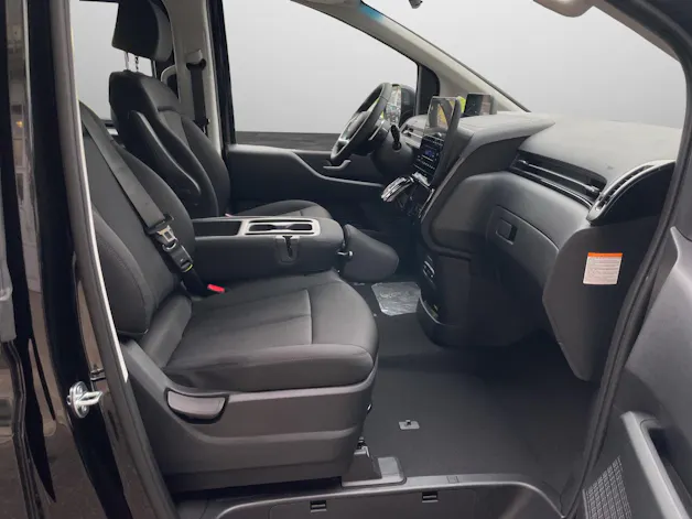 Hyundai Staria Wagon 1.6 GDi HEV Amplia