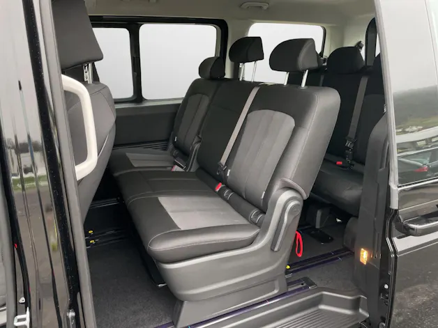 Hyundai Staria Wagon 1.6 GDi HEV Amplia