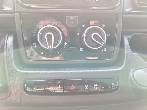 Citroën Jumper Kaw. 30 L2H1 2.2 BlueHDi 120 Swiss Edition S/S