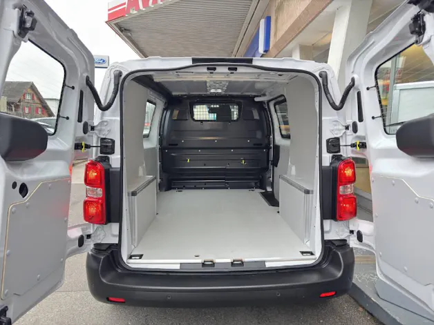 Peugeot Expert Kaw. Standard 2.0 BlueHDi 145 S/S