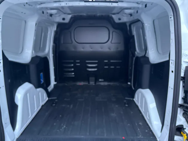 Ford E-Transit Courier Van Trend
