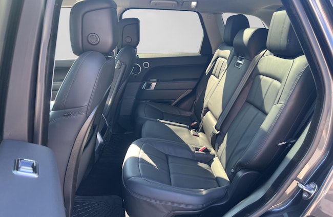 Vehicle image 6 Vehicle image 6