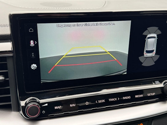 Vehicle image 9 Vehicle image 9