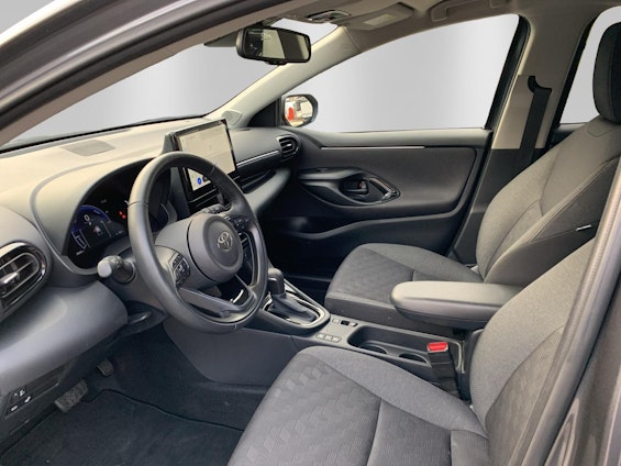Vehicle image 12