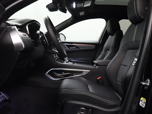 JAGUAR F-Pace 3.0 I6 R-Dynamic SE AWD 2