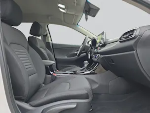 Hyundai i30 1.5 T-GDi Amplia