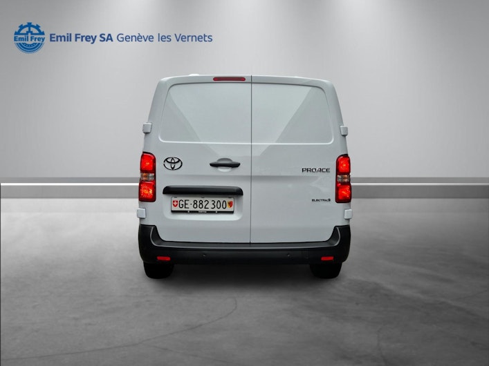 Vehicle image TOYOTA PROACE