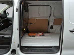 Vehicle image TOYOTA PROACE Van L1 75KWh Advanced