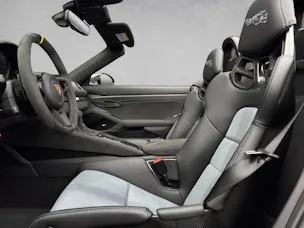 Porsche 718 Spyder RS mit Weissach-Paket