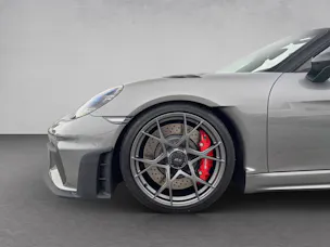 Porsche 718 Spyder RS mit Weissach-Paket