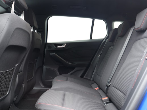 FORD Focus Station Wagon 1.0i EcoB Hybrid 155 ST-Line 3