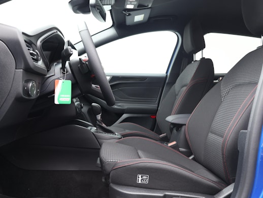 FORD Focus Station Wagon 1.0i EcoB Hybrid 155 ST-Line 2