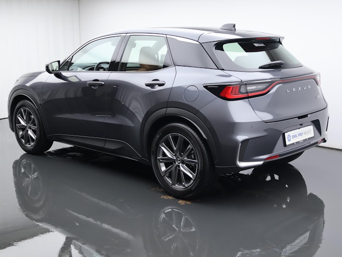 Vehicle image LEXUS LBX