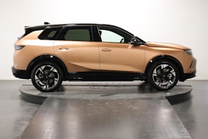 Vehicle image OPEL Grandland-e Electric GS