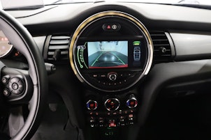 Vehicle image MINI Cabrio F57 1.5i Cooper