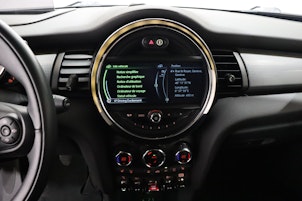 Vehicle image MINI Cabrio F57 1.5i Cooper