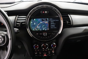 Vehicle image MINI Cabrio F57 1.5i Cooper