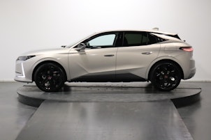 Vehicle image DS AUTOMOBILES 4 1.6 E-Tense Ligne Noire