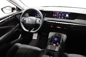 Vehicle image DS AUTOMOBILES 4 1.6 E-Tense Ligne Noire