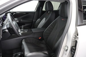 Vehicle image DS AUTOMOBILES 4 1.6 E-Tense Ligne Noire