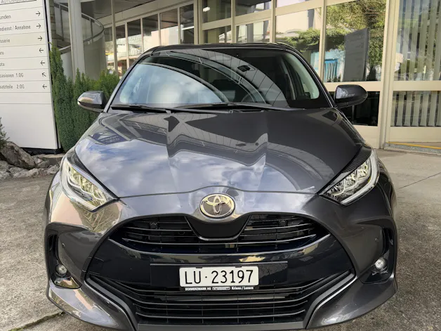 Toyota Yaris 1.5 VVT-i HSD Trend