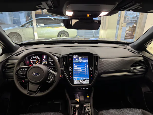 Subaru Forester Station 2.0i e-Boxer Swiss Plus