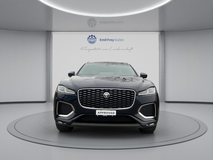 Vehicle image JAGUAR F-PACE