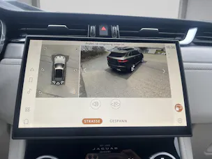 Jaguar F-Pace 2.0 P400e R-Dynamic HSE 90th Anniversary Ed. AWD mit Anhängerkupplung