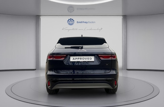 Vehicle image 4 Vehicle image 4