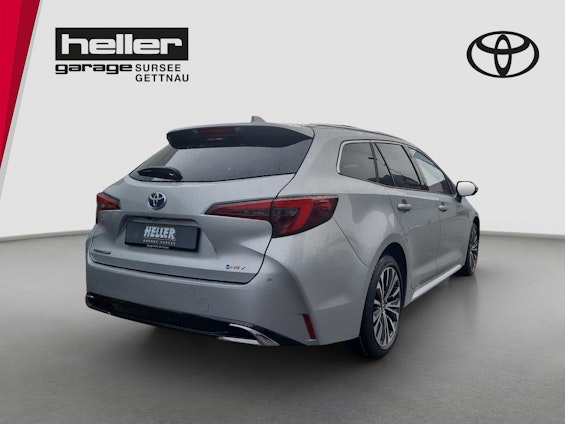 Vehicle image 4 Vehicle image 4