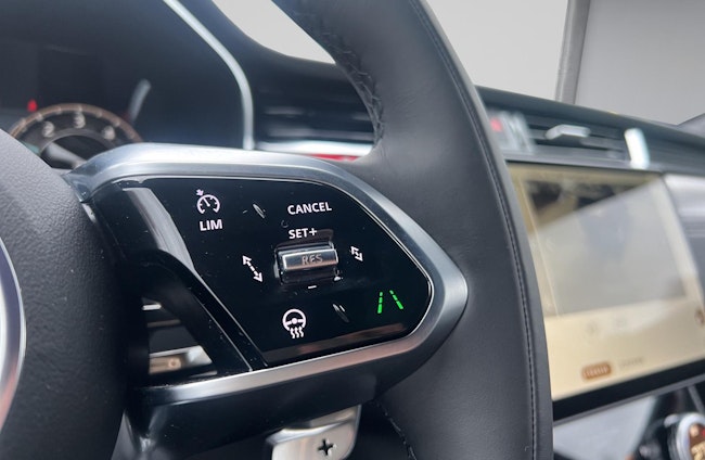 Vehicle image 8 Vehicle image 8