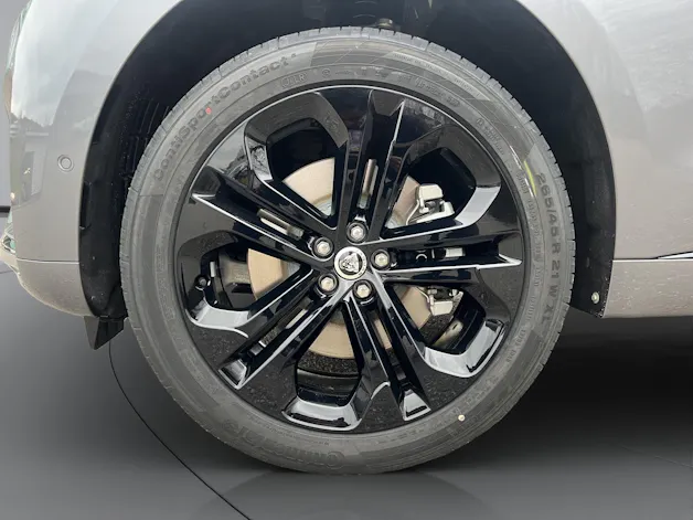 Jaguar F-Pace 2.0 P400e R-Dynamic SE 90th Anniversary Ed. AWD / Anhängerkupplung