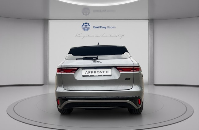 Vehicle image 4 Vehicle image 4