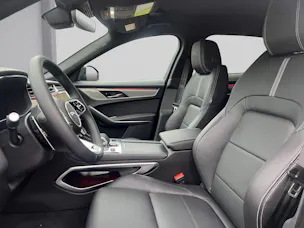 Jaguar F-Pace 2.0 P400e R-Dynamic SE 90th Anniversary Ed. AWD / Anhängerkupplung