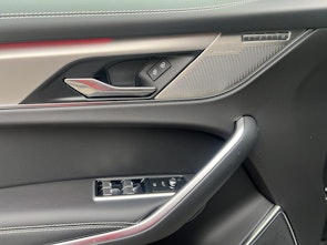 Vehicle image JAGUAR F-Pace 2.0 P400e R-Dynamic SE 90th Anniversary Ed. AWD