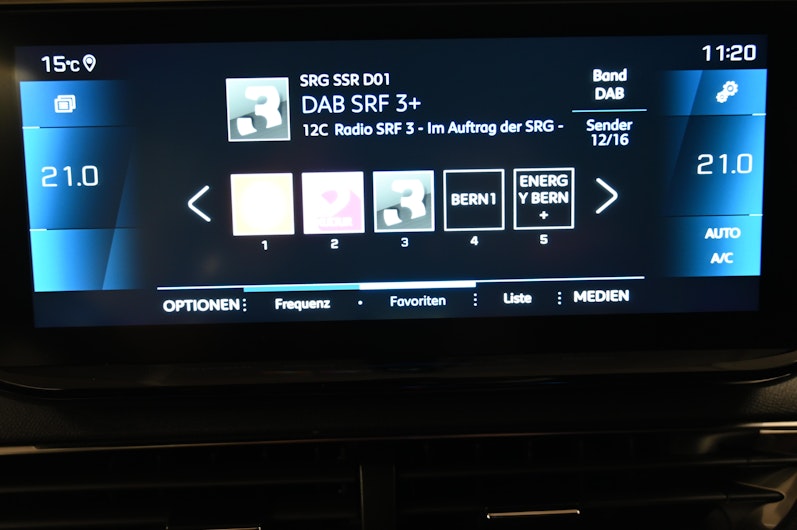 Vehicle image PEUGEOT 3008