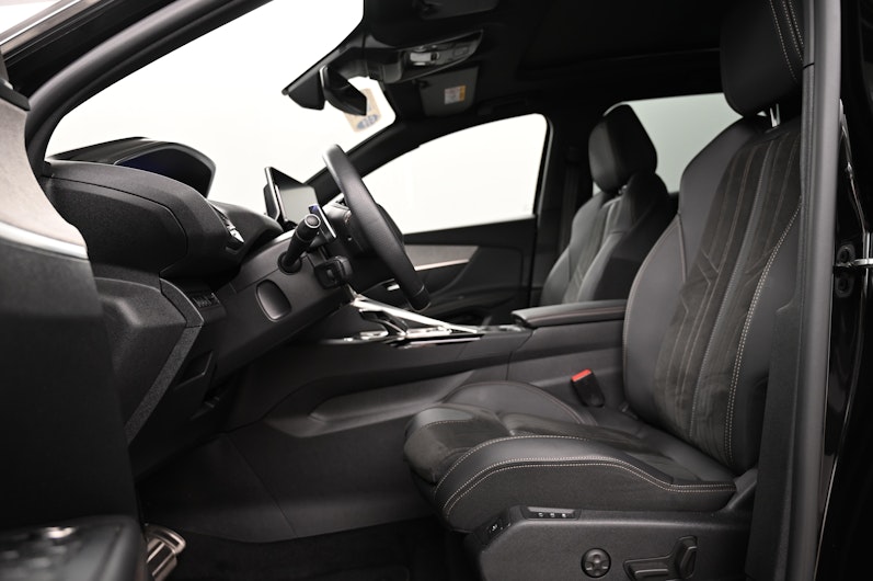 Vehicle image PEUGEOT 3008