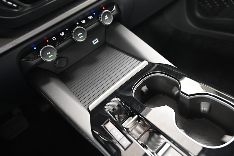 Vehicle image CITROEN C5 X