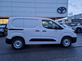 First vehicle image