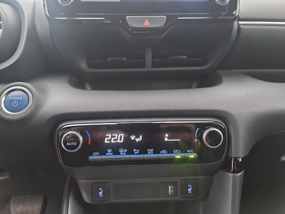 Vehicle image 8 Vehicle image 8