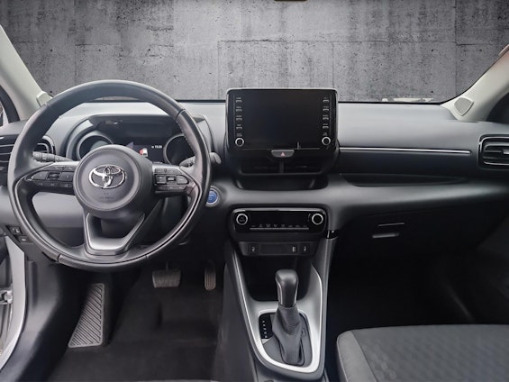 Vehicle image 4 Vehicle image 4