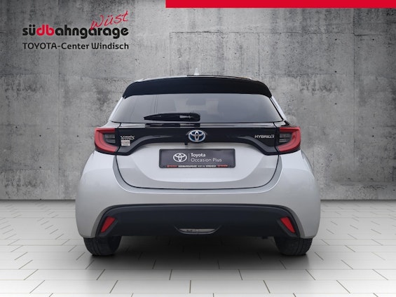 Vehicle image 13 Vehicle image 13