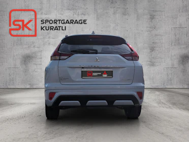 MITSUBISHI ECLIPSE CROSS 6