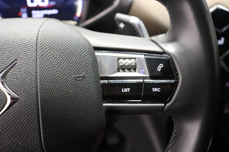 Vehicle image DS AUTOMOBILES DS3