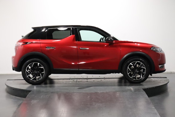 DS AUTOMOBILES DS3 Crossback 1.2 PureTech 155 So Chic 2