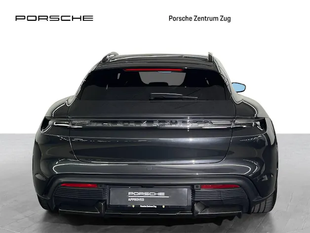 Porsche Taycan Turbo S Cross Turismo