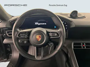 Porsche Taycan Turbo S Cross Turismo